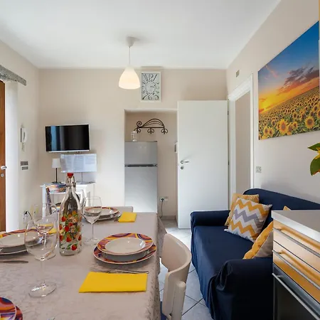 Residenza Jasmine Yellow *