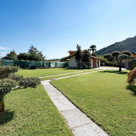 Residenza Jasmine Yellow Verbania